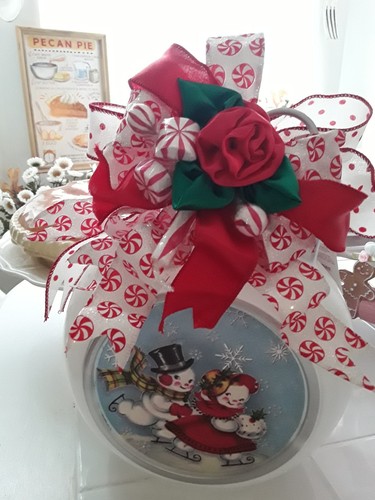 Christmas bows peppermints - bows,